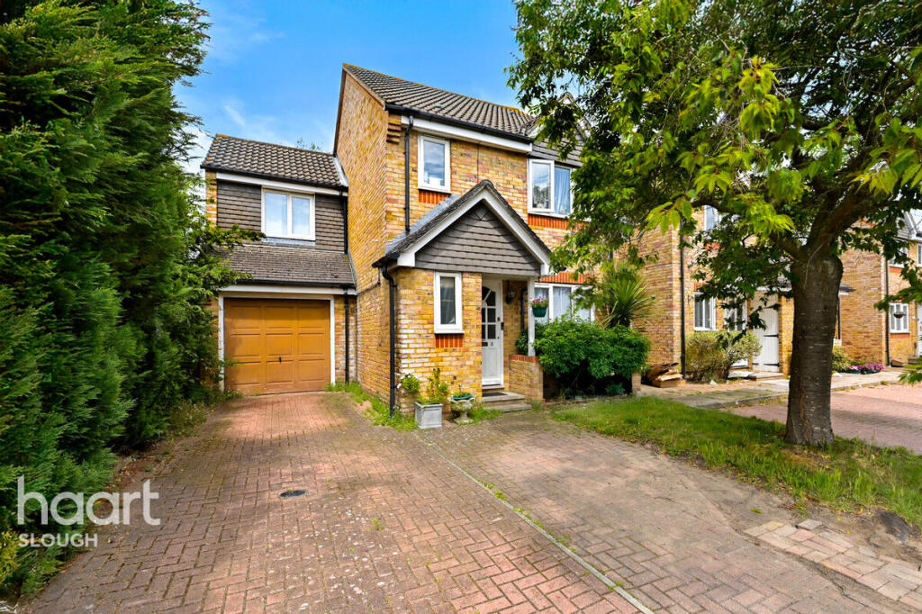 Trumper Way, Slough photo 2