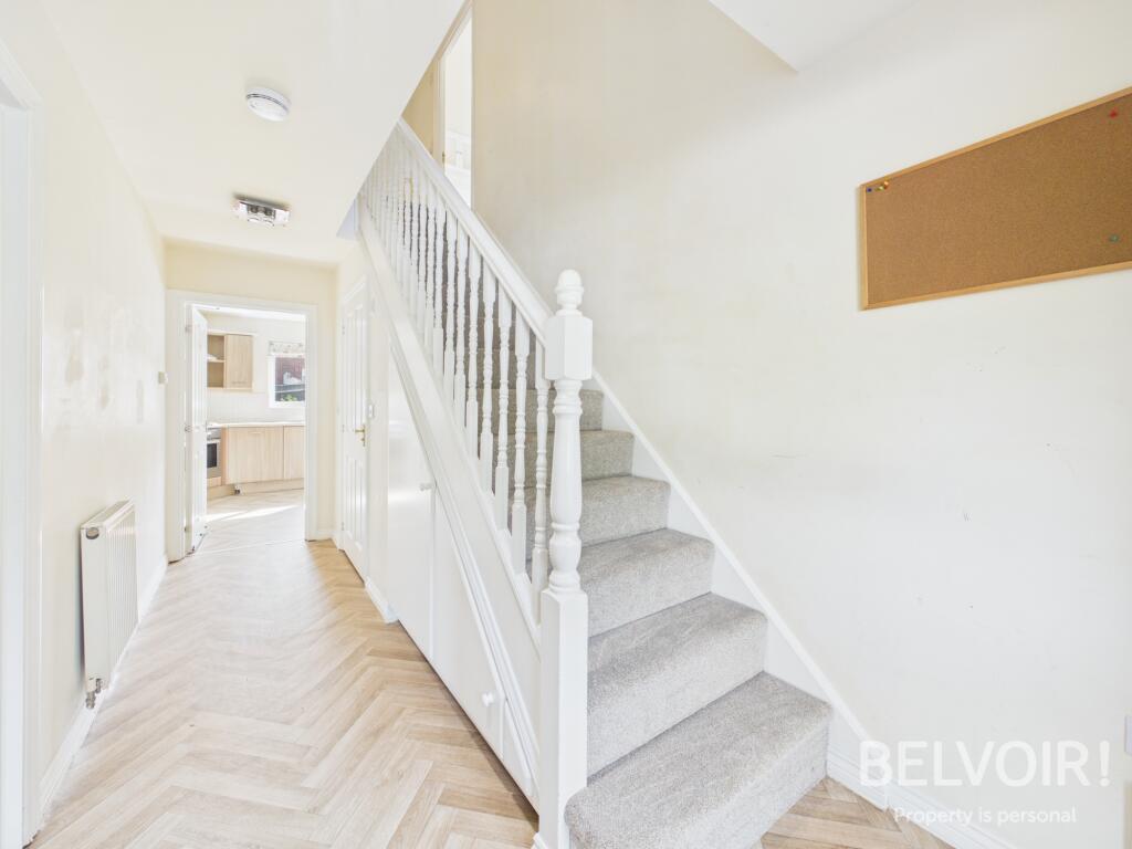 House in Stoke-on-Trent - View 4