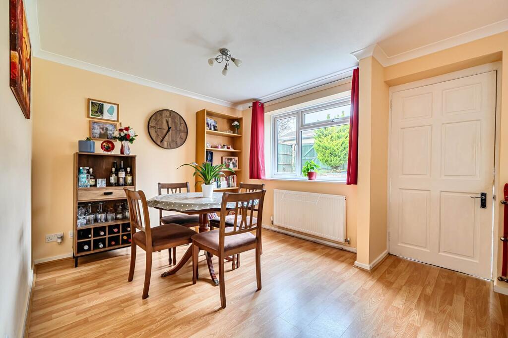 House in Reading - More