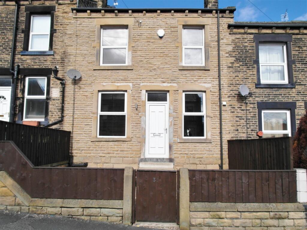 Main image of property: New Bank Street, Morley, LS27