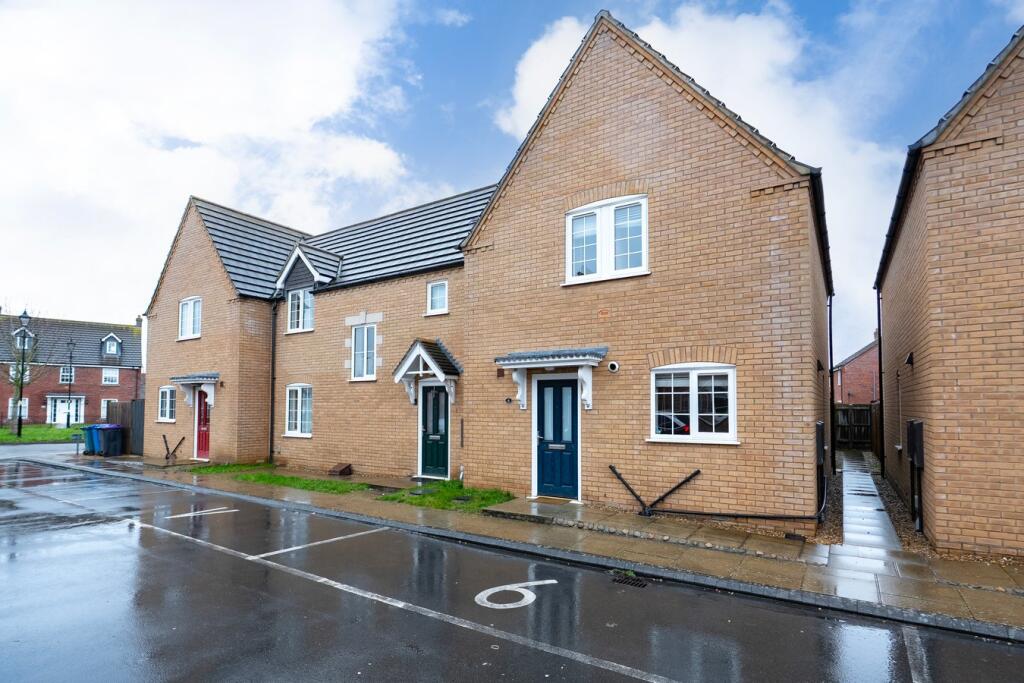 3-bed terraced on Berkeley Place, Boston, PE21, £169,950