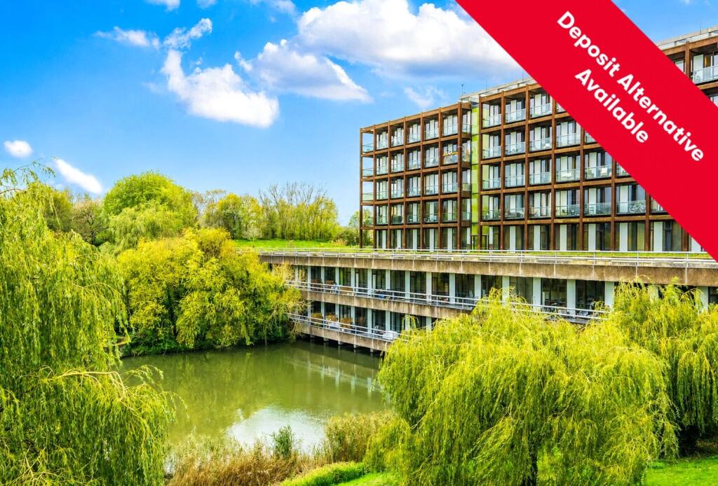 Main image of property: Lakeshore, Lake Shore Drive, BRISTOL, BS13