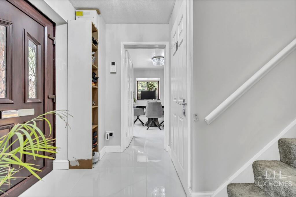 House in Rainham, South Hornchurch - View 3