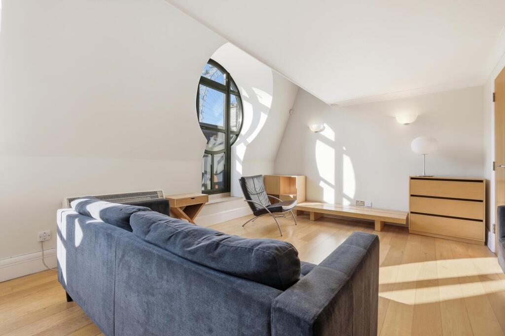 Main image of property: Forum Magnum Square, County Hall Apartments