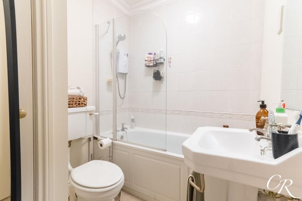 Apartment in Cheltenham, Warden Hill, Montpellier - View 5