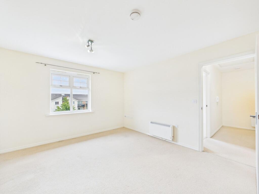 Horse Chestnut Close, Chesterfield, S40 photo 2
