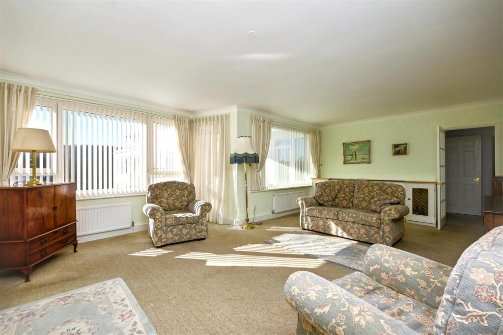 Apartment in Eastbourne, Little Chelsea, Meads - View 5