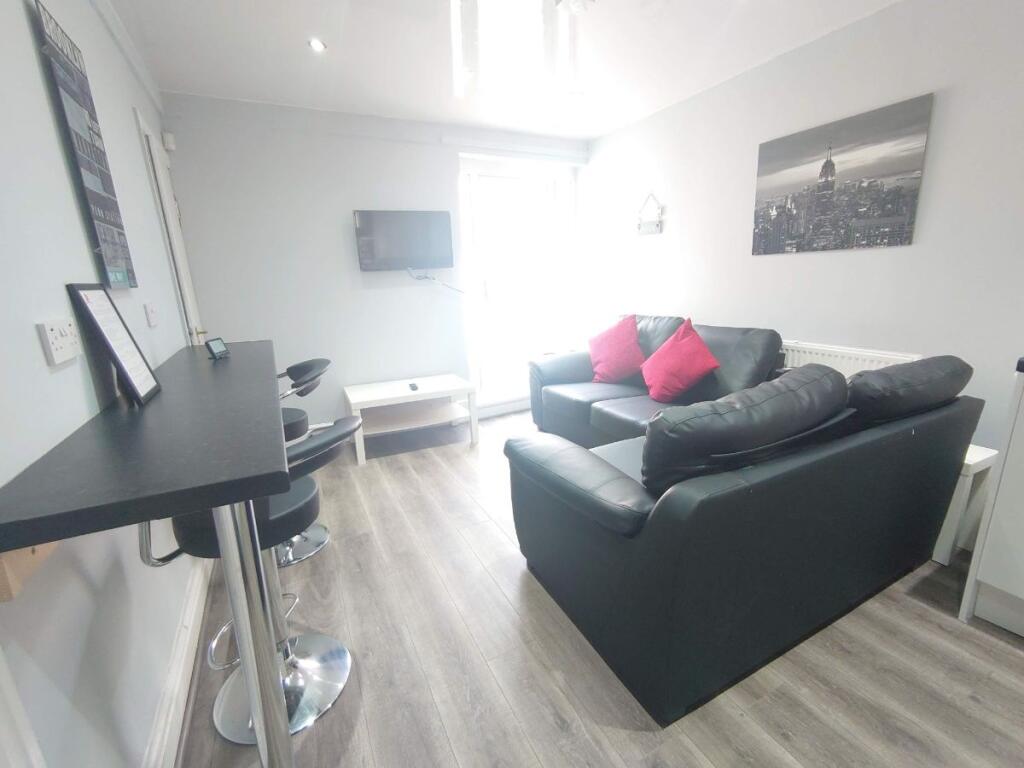 House in Liverpool, Kensington Fields, Kensington - View 4