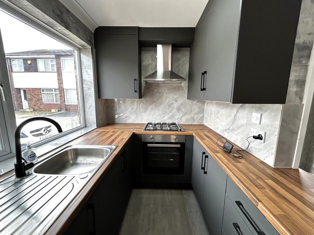 House in Sandwell, Hamstead - More