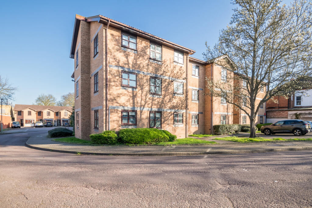 Main image of property: Tarragon Grove, London, SE26