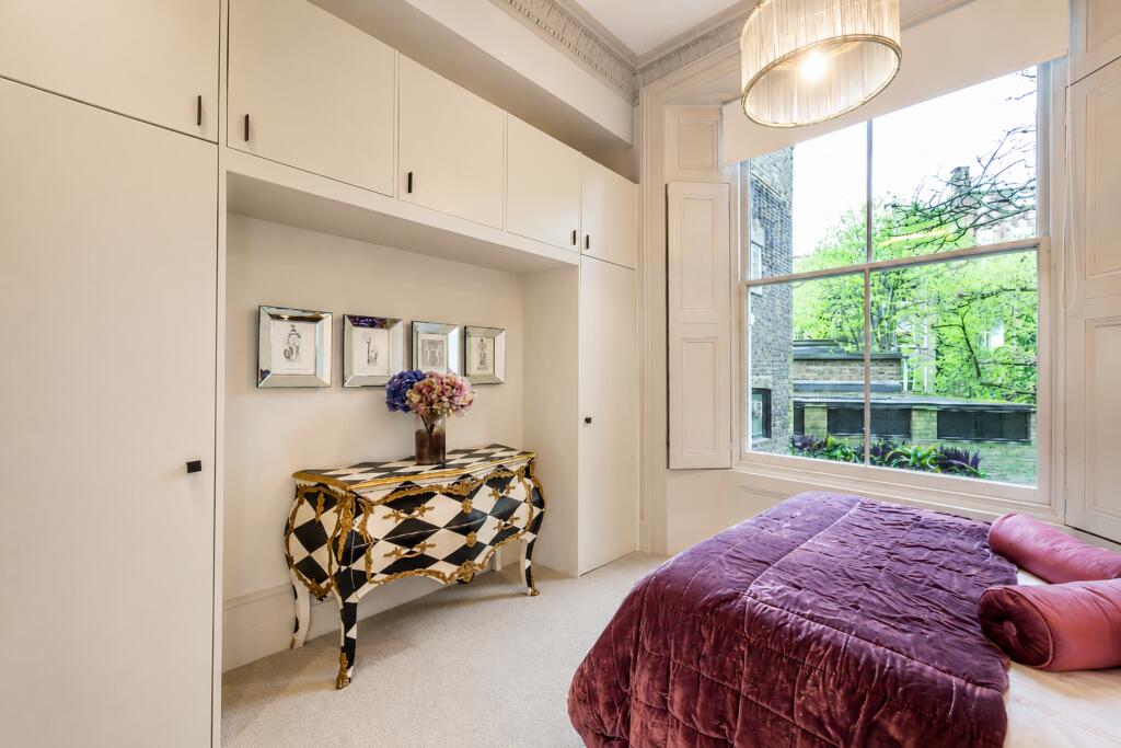 Apartment in London - View 4