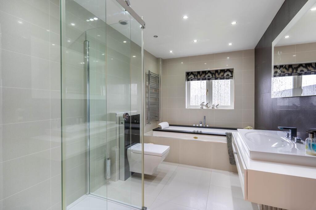 Additional image 21 of Greenhurst Drive, Barnt Green, B45