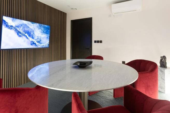 Mayfair lounge 6.jpg