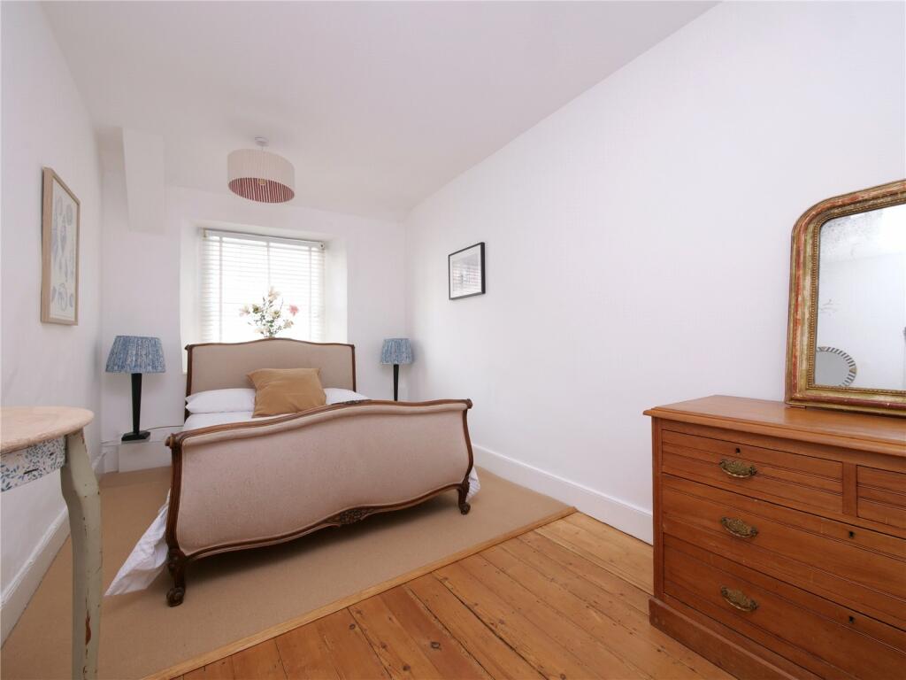 Additional image 11 of Stunning Two Bedroom Flat in Wells, Somerset