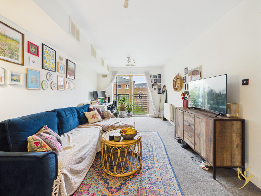 Apartment in Worcester, Worcestershire - View 4