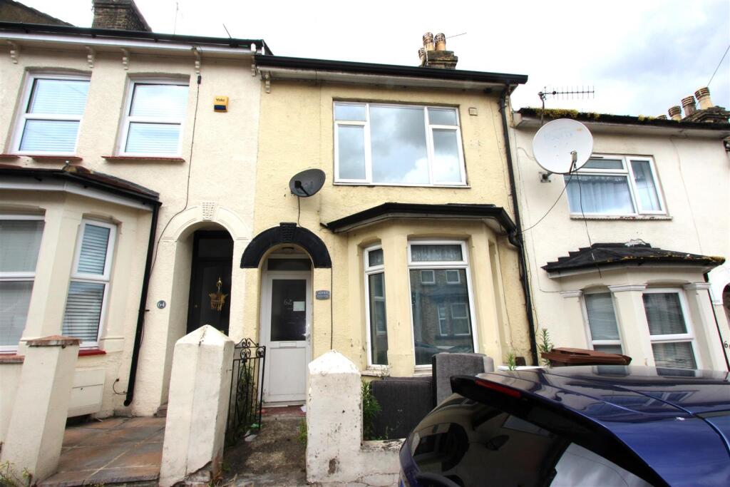 Main image of property: 62b, Sturla Road, Chatham