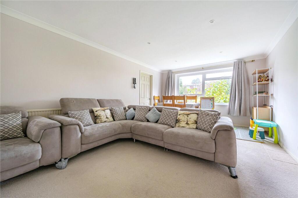 Warwick Road, Barnet, EN5 photo 4