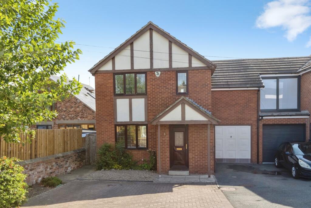 House in Wakefield, Outwood