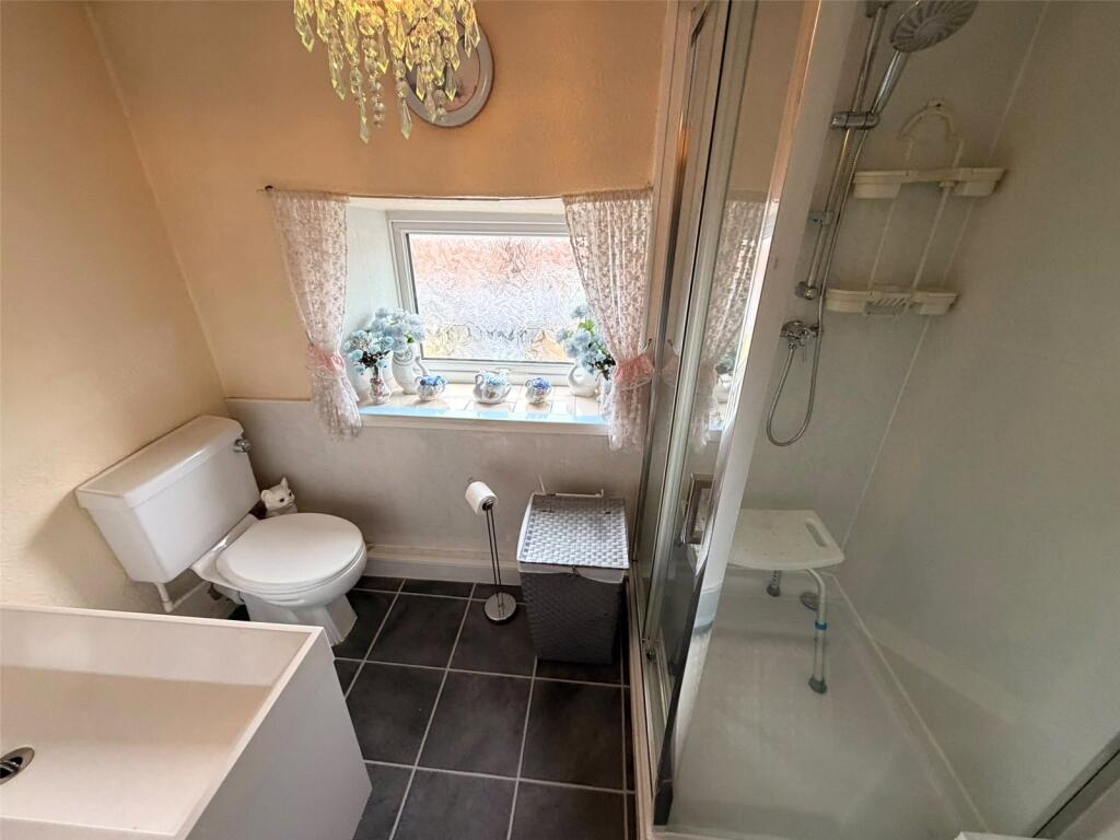 House in Bolton - View 4