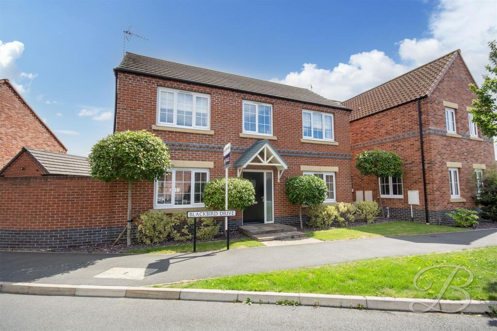4-bed detached on Blackbird Drive, Ollerton, Newark, £350,000