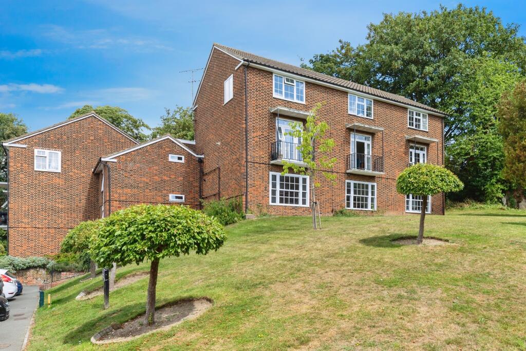 Park Close, Hatfield