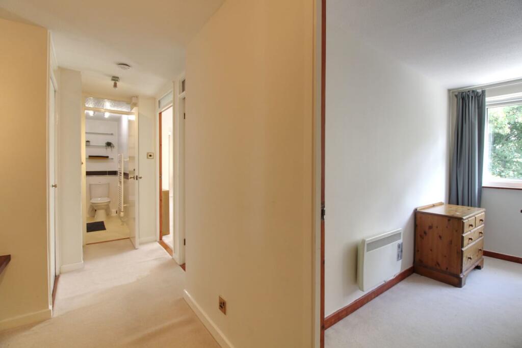 Apartment in Oxford, East Oxford - View 5