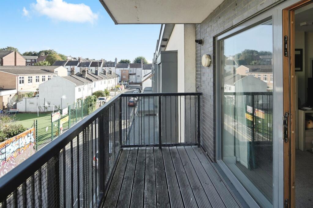 Apartment in Brighton, Hollingdean - View 2