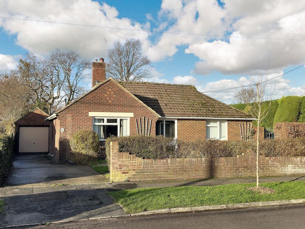 Main image of property: Orchard Way, Dibden Purlieu, SO45