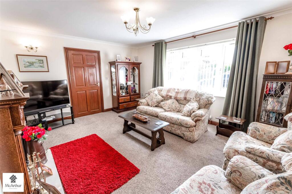 House in Doncaster - View 4
