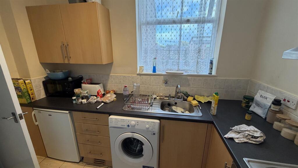 Apartment in Manchester - View 5