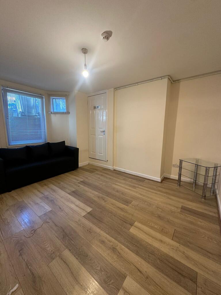 Main image of property: Flat , Cardigan Street, Luton