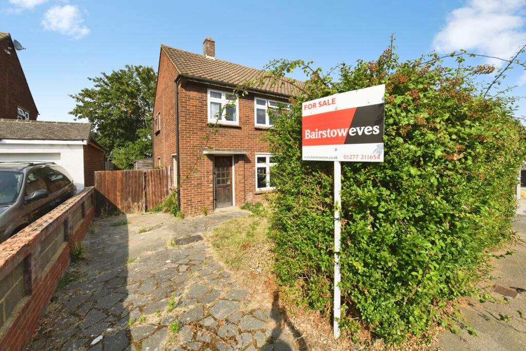 Main image of property: Broad Meadow, Kelvedon Hatch, Brentwood, Essex, CM15