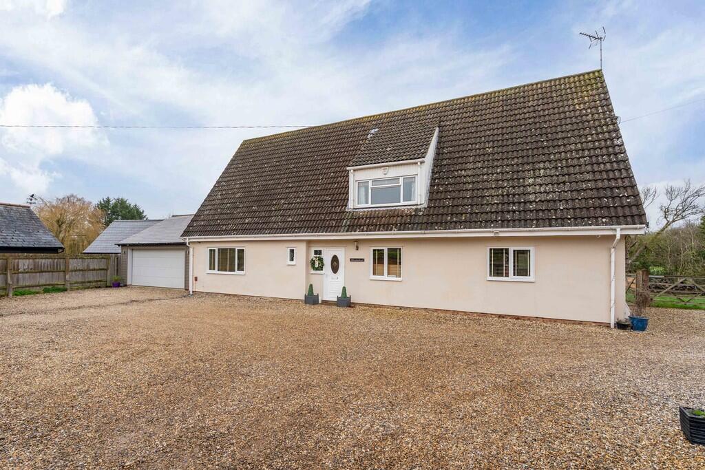 Wickhambrook, Newmarket, Suffolk  photo 4