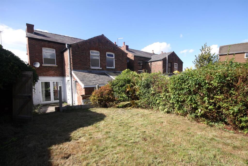 3-bed semi-detached on Southport Road, Ormskirk, £190,000