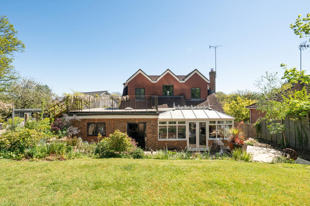 Main image of property: Woodside Close, Chiddingfold, GU8