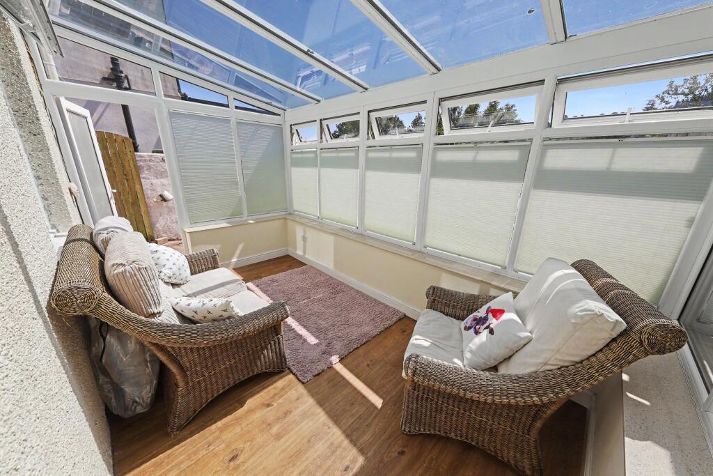 House in Pontypridd, Rhondda Cynon Taf - View 4