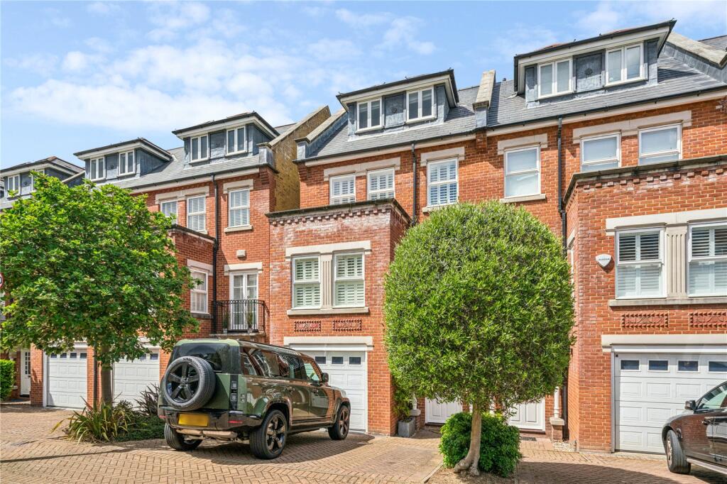 Roseneath Road, SW11 - View 2