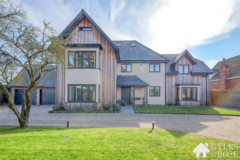 Main image of property: Lawford, Manningtree