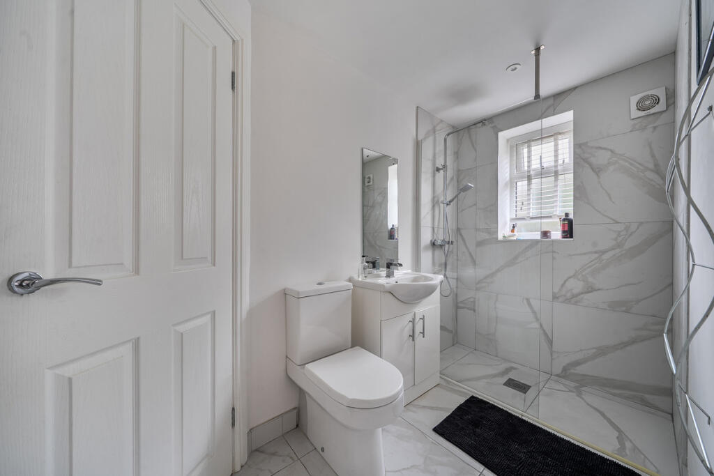 Additional image 19 of Engine Close, Bromsgrove, B60