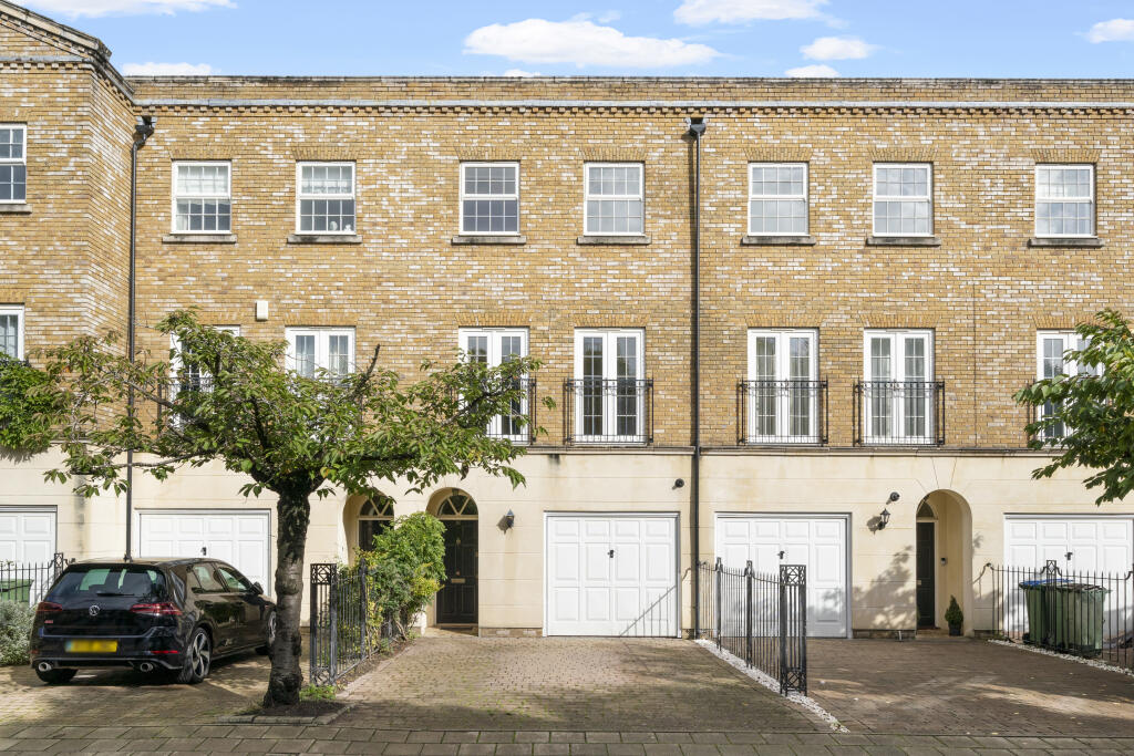 Main image of property: Chadwick Place, Long Ditton, Surbiton, Surrey, KT6