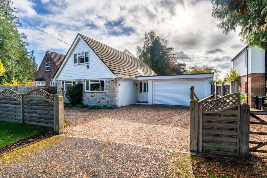 4-bed detached on The Avenue, West Moors, Ferndown, Dorset, BH22, £650,000