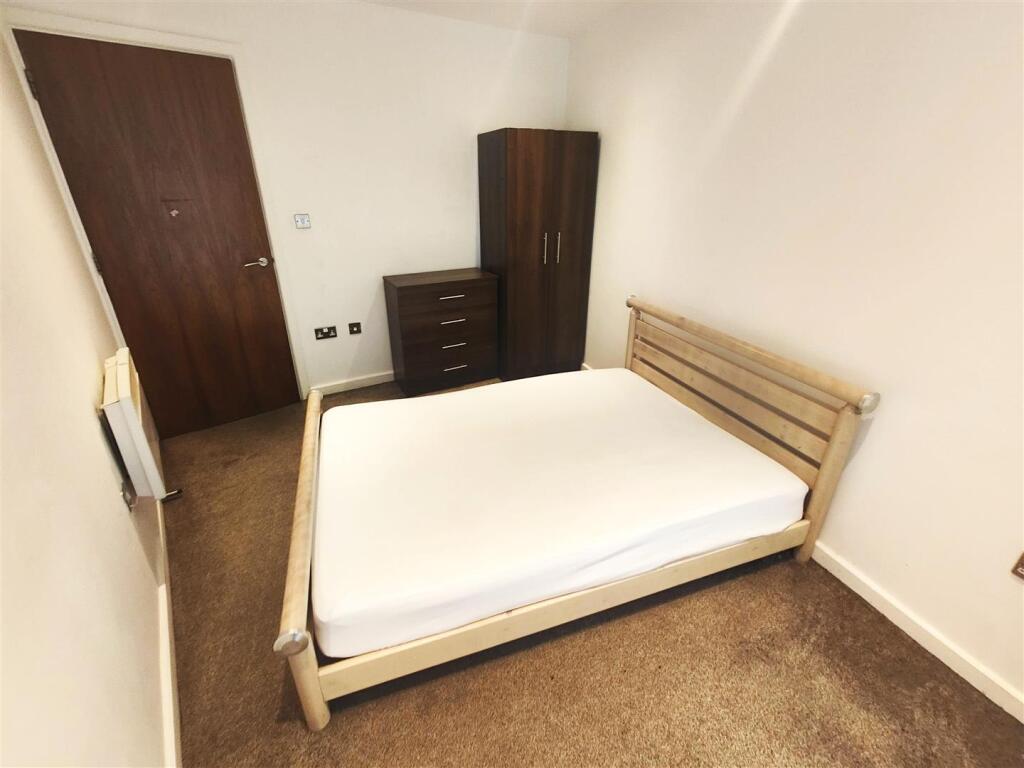 Additional image 7 of Gatehaus, Leeds Road, Bradford