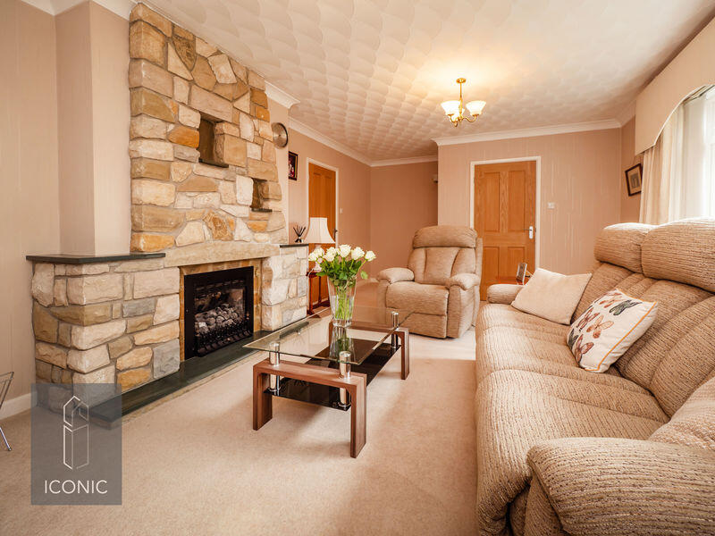 Victoria Close, Taverham, Norwich photo 2