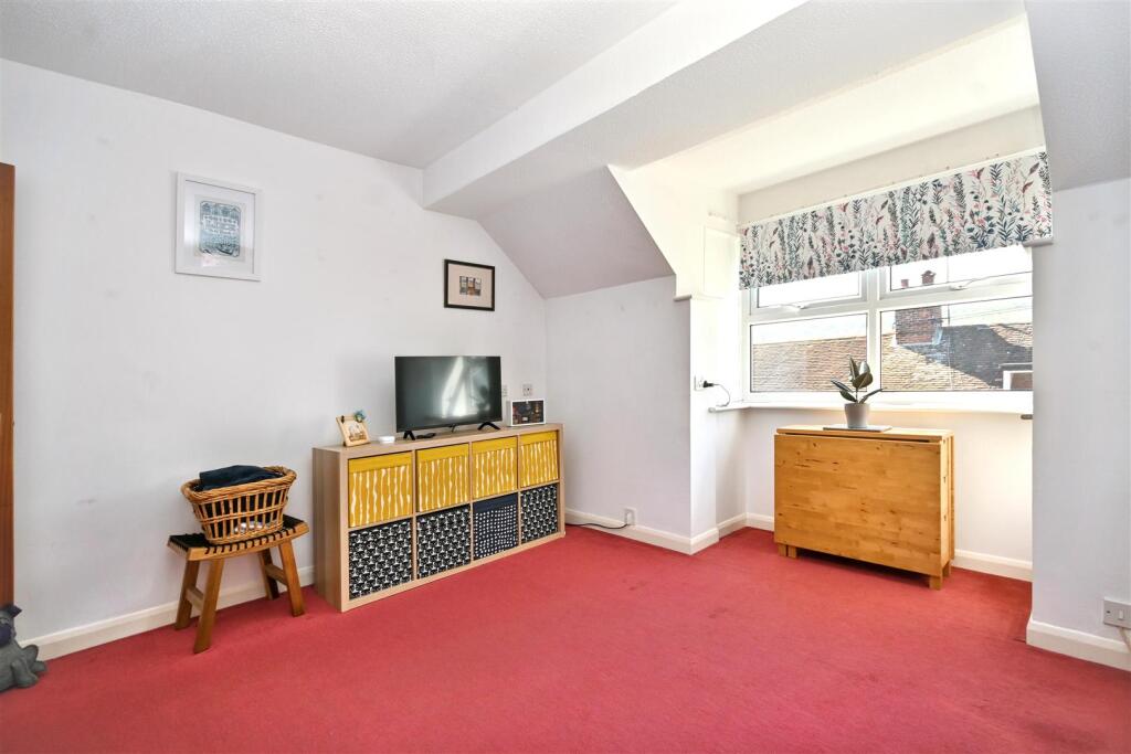 Star Road, Eastbourne photo 5