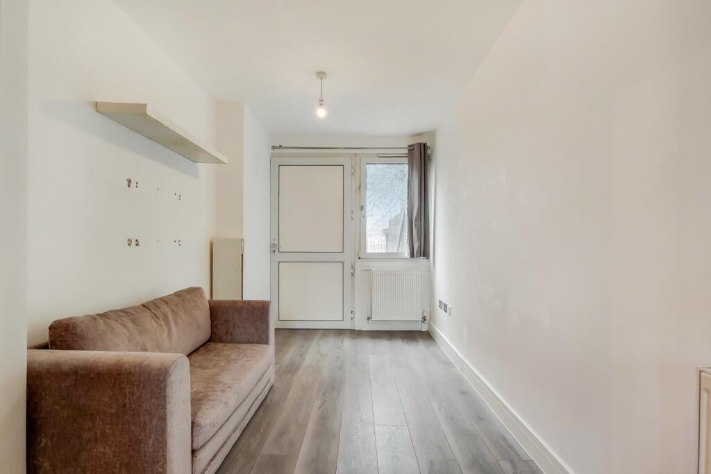Bowditch, Deptford, SE8 photo 3