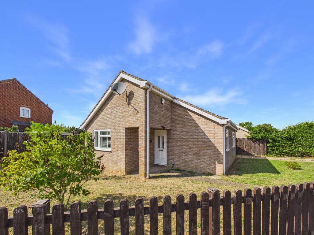 Main image of property: Walnut Close, Foulden, Norfolk, IP26 5AN