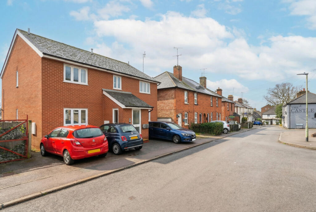Main image of property: Castle Street, Bishop's Stortford, Hertfordshire, CM23
