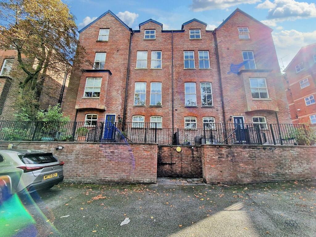 Main image of property: Apartment , Chenies, - St. Pauls Road, Salford