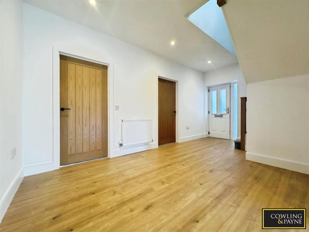House in Southend-on-Sea - View 4