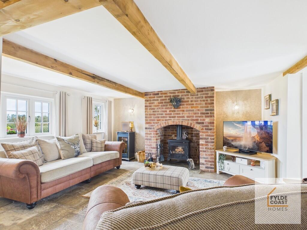 House in Preston - View 4